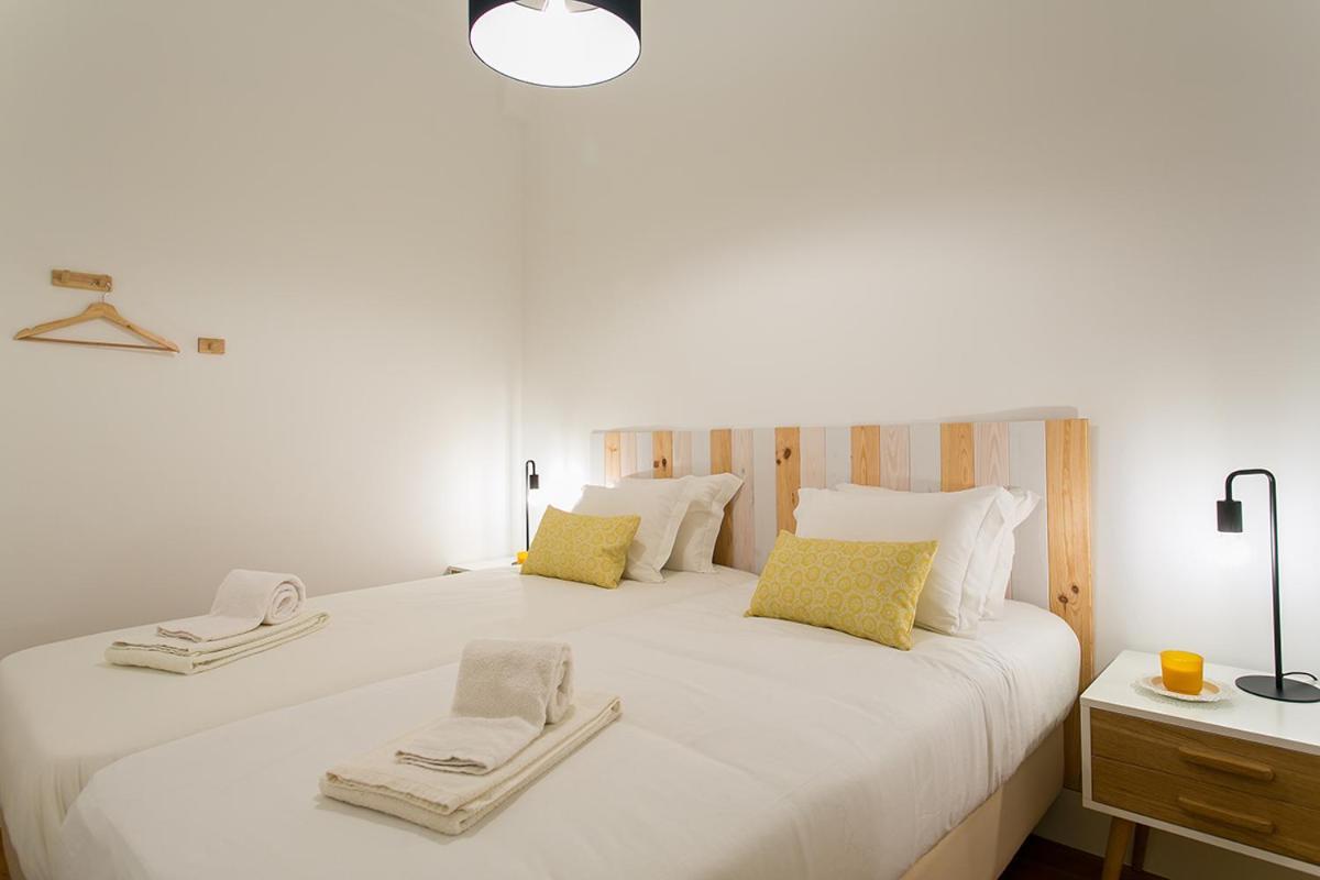 Lovelystay - Cozy 3Bdr Apartment In Estrela Lisboa Kültér fotó